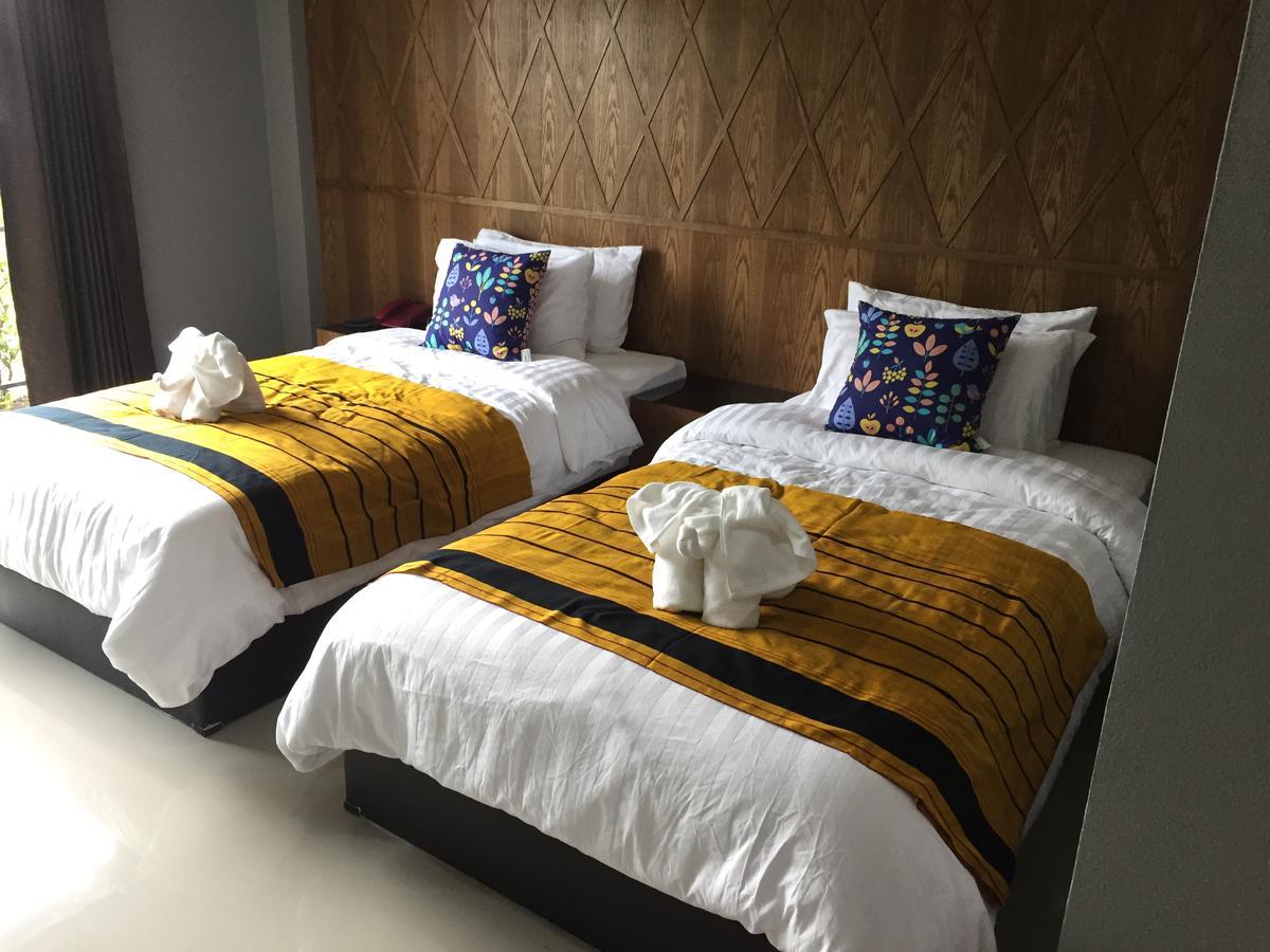 Hobby Hotel Uttaradit Eksteriør bilde