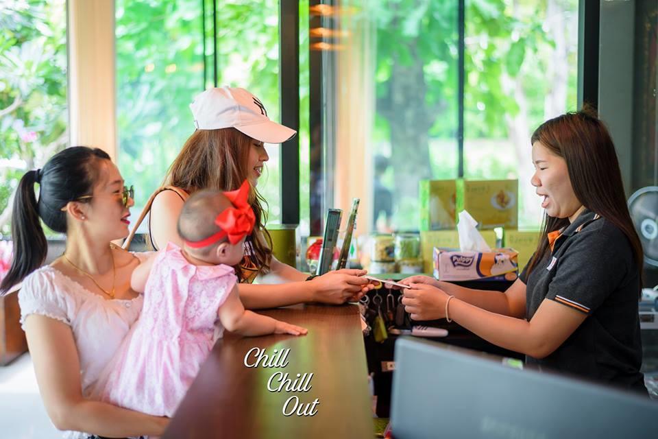 Hobby Hotel Uttaradit Eksteriør bilde